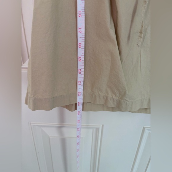 J.Crew Tan Poplin Short Sleeve Cinched Keyhole Neck Blouse Size Medium - Picture 7 of 8